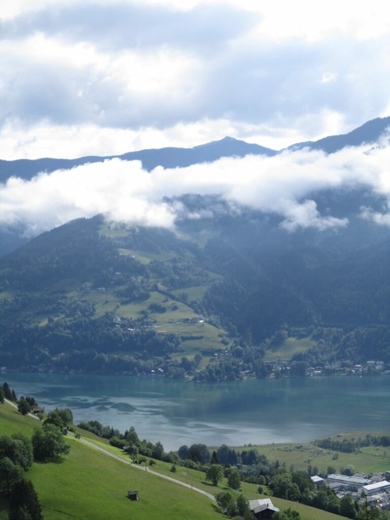 Blick auf den Zeller See